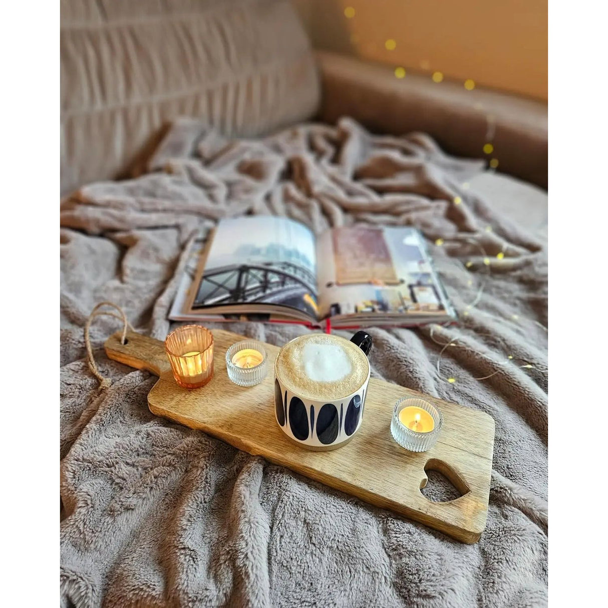 Schneidebrett Holz Mangoholz HERZ Küchenbrett Brotschneidebrett Holzbrett 50 cm