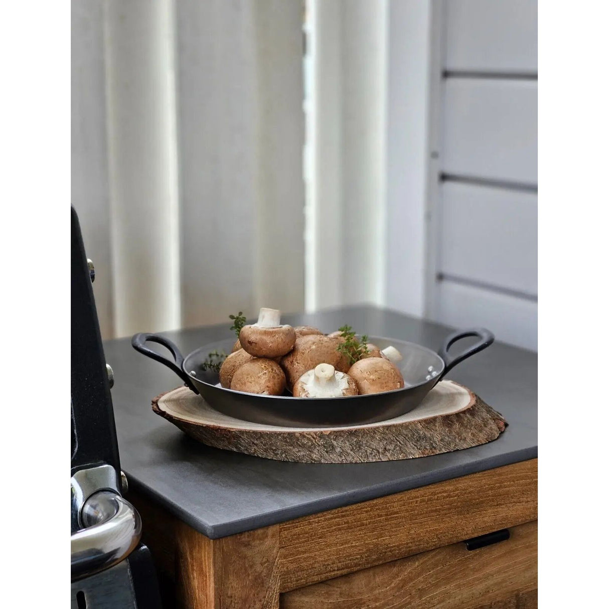 Baumscheibe Brett oval Holz Holzbrett Dekobrett Tablett Holzscheibe Ø 20 - 23 cm