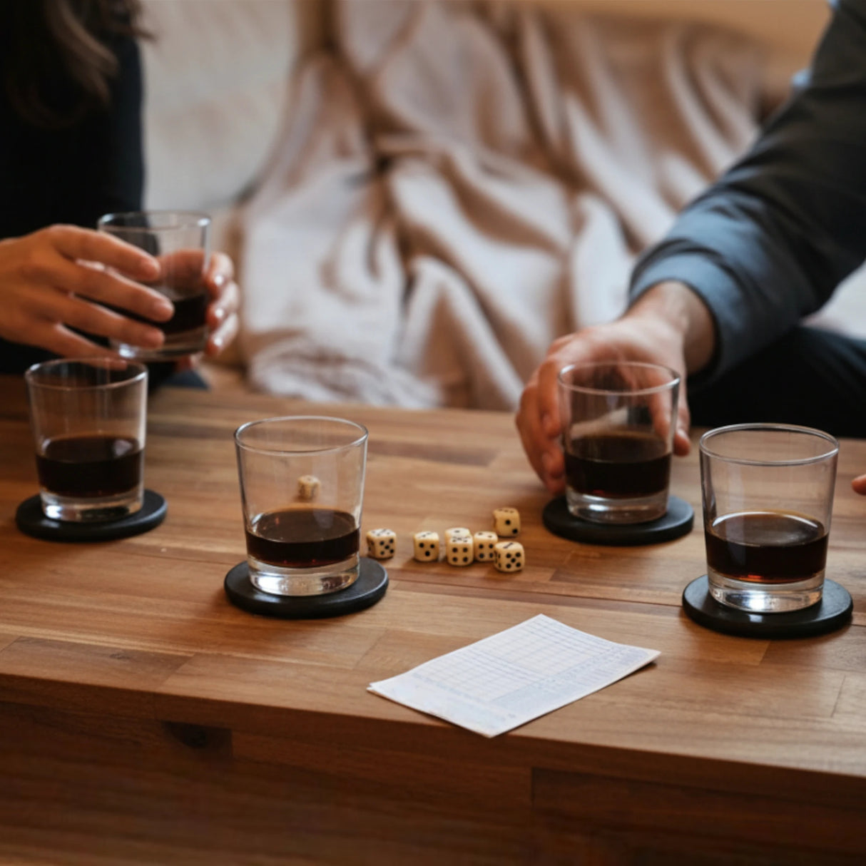 Teakholz Untersetzer rund 10 cm 8er Set – für Getränke & Raclette Rustikale Tischdeko