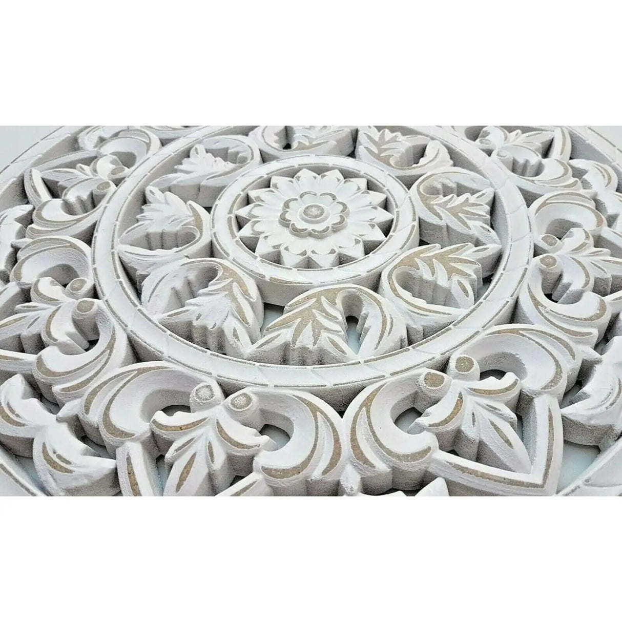 Holzbild Wand Wandbild Holz weiß Ornament Wandornament Wanddeko 35 cm shabby - Wandornament