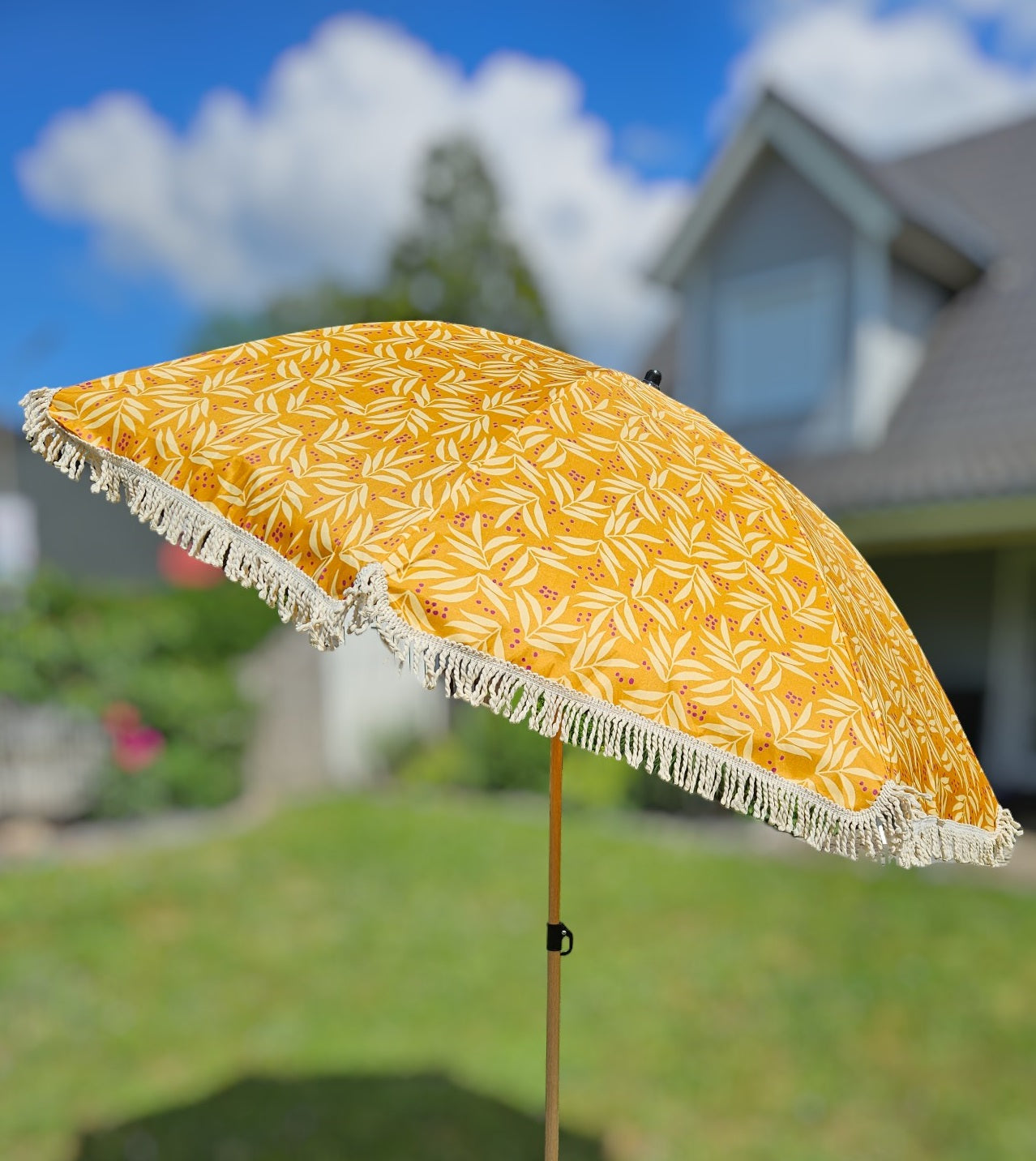 Sonnenschirm Strandschirm Schirm UV Schutz mit Tasche Fransen Gelb Ø 170 cm