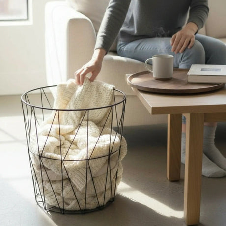 Beistelltisch Couchtisch Stauraumtisch Metalltisch mit Holzplatte Nussbaum schwarz 37x39 - Beistelltisch