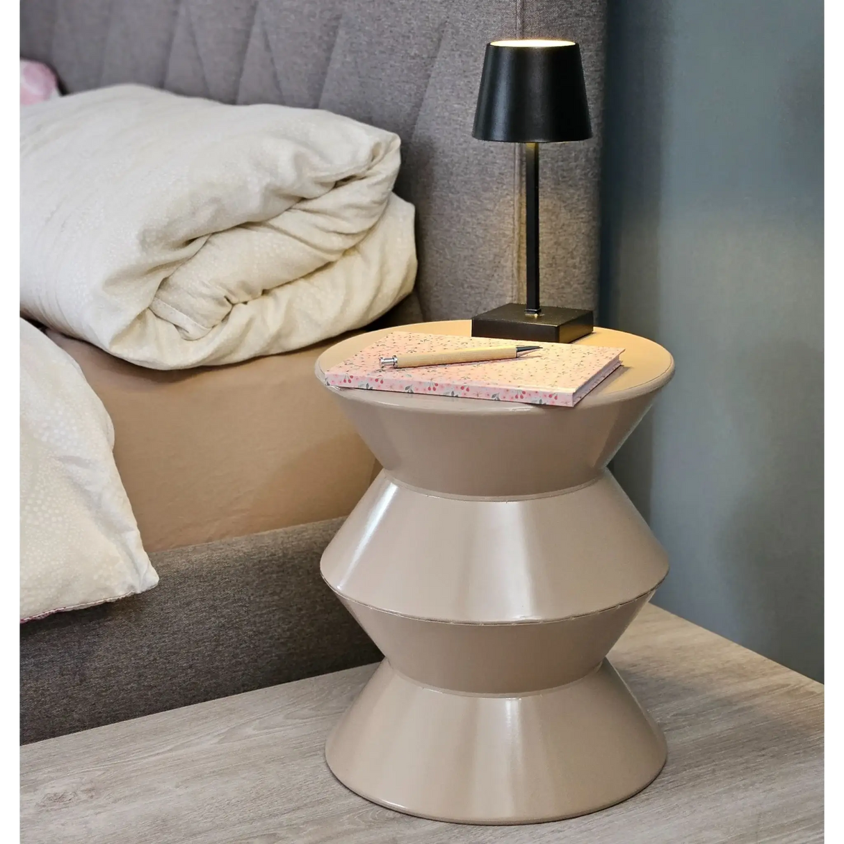 Couchtisch Beistelltisch beige 37x30 Retro Metalltisch rund kleiner Tisch B-Ware - Beistelltisch