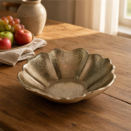 Dekoschale Blume Gold Ø 21 cm – Aluminium Schale mit Filzboden - Dekoschale